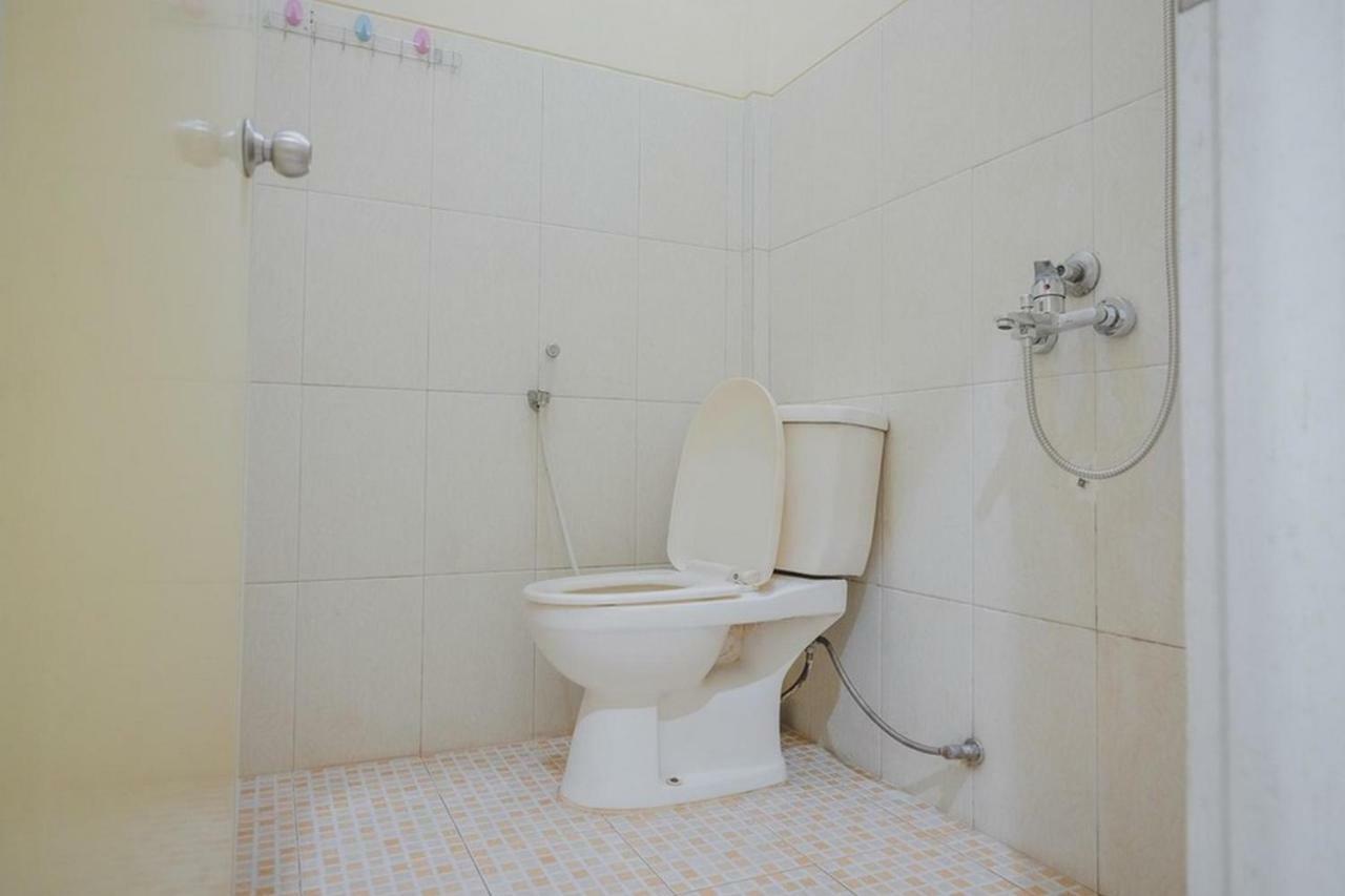 Reddoorz Syariah Near Kantor Walikota Jambi Exterior foto